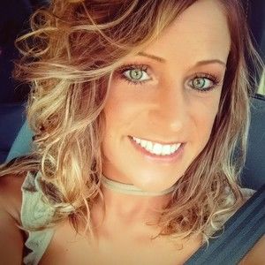 Meet your Posher, Victoria